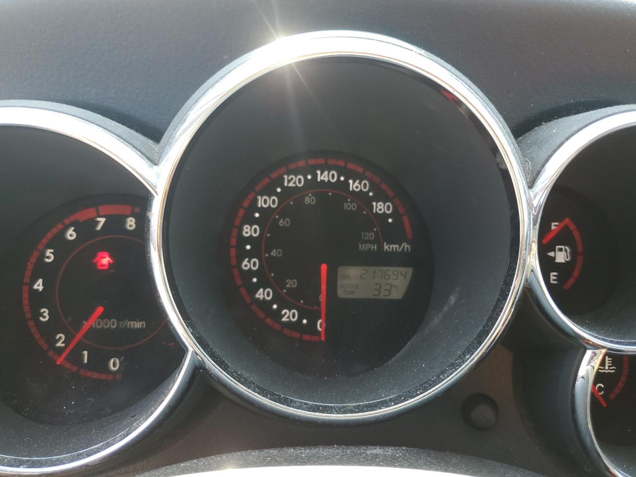 2006 Toyota Corolla Matrix Base VIN: 2T1LR32E16C554045 Lot: 68424875