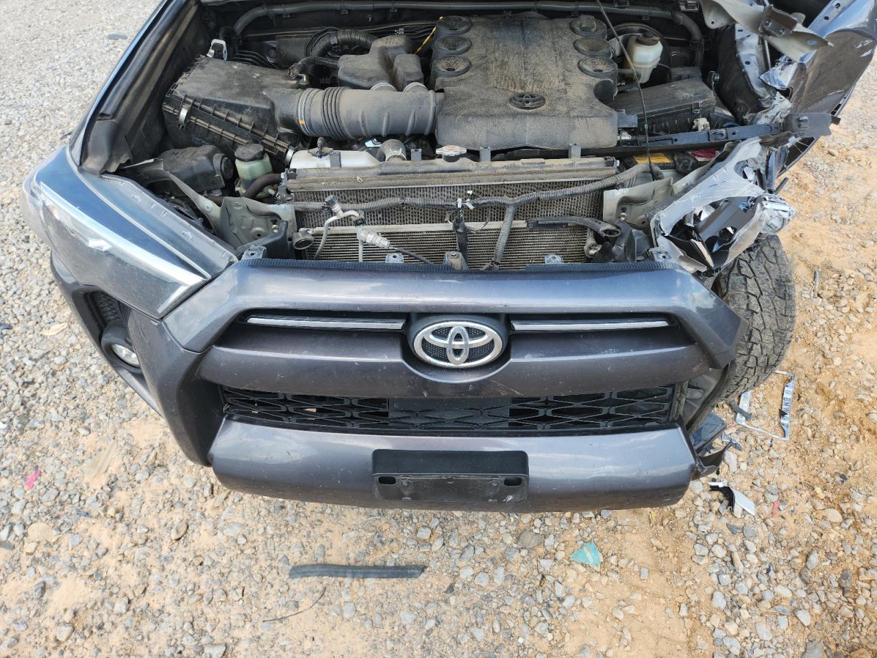 2022 Toyota 4Runner Sr5 VIN: JTEFU5JR6N5261017 Lot: 67133355