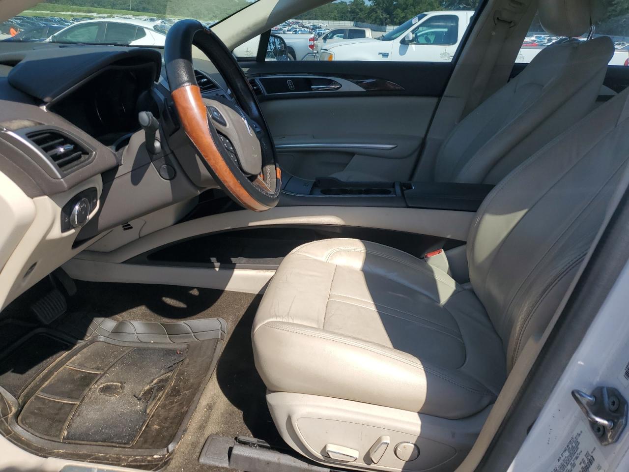 2016 Lincoln Mkz VIN: 3LN6L2G91GR616975 Lot: 69945335