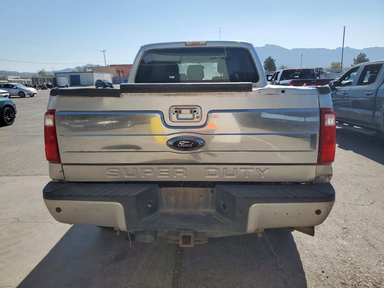 2015 Ford F250 Super Duty VIN: 1FT7W2BT1FED54301 Lot: 70043095