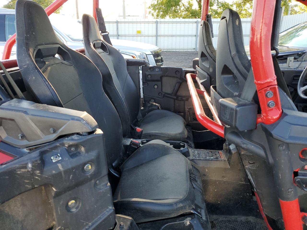 2024 Honda Sxs1000 S4R VIN: 1HFVE0626R4400513 Lot: 68772485