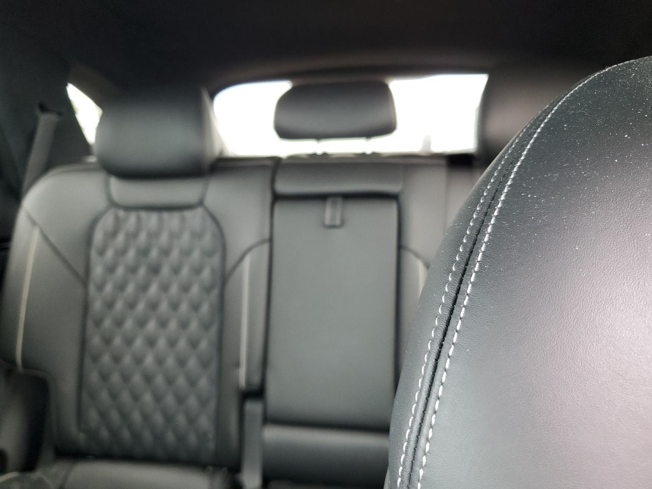 2025 Genesis Gv70 Base VIN: 5NMMCDTC4SH020082 Lot: 68103905