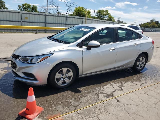  CHEVROLET CRUZE 2018 Srebrny