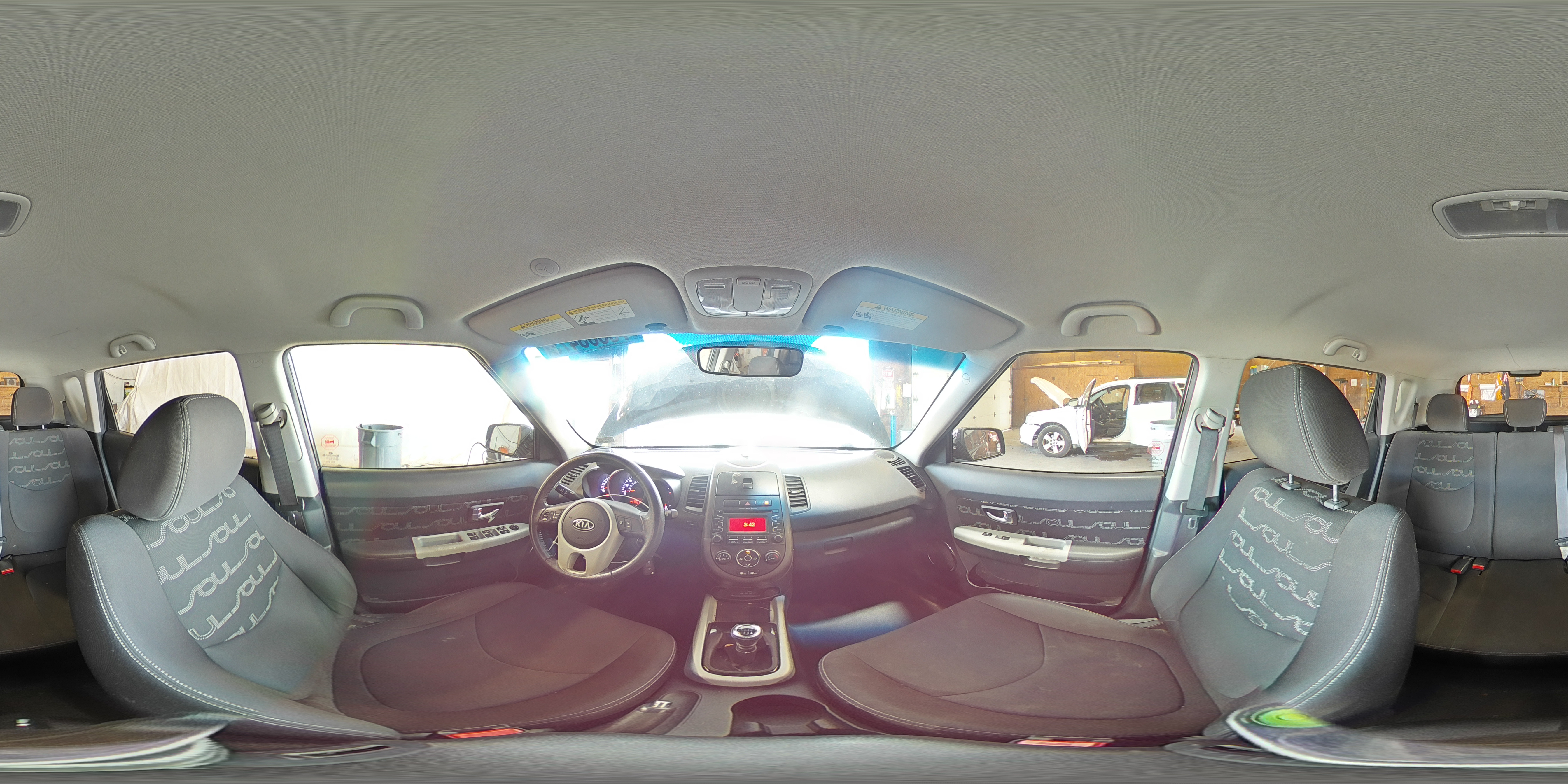 2012 Kia Soul + VIN: KNDJT2A62C7366418 Lot: 70333475
