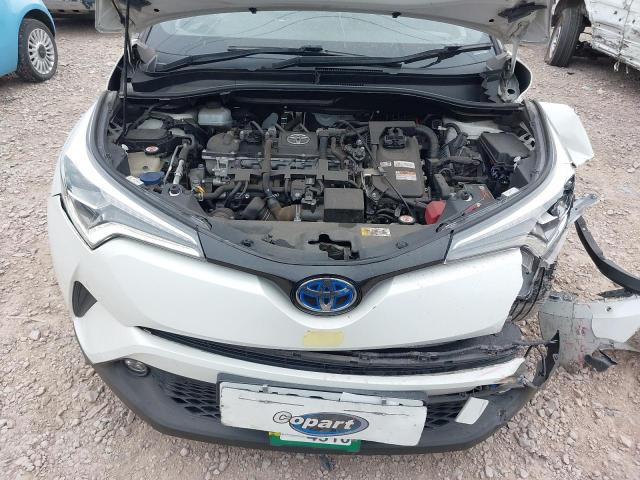 2018 TOYOTA C-HR DYNAMIC HEV CVT 