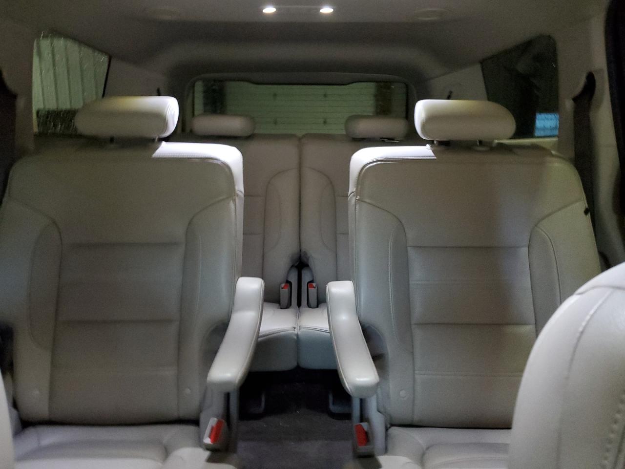 2019 GMC Acadia Denali VIN: 1GKKNXLS0KZ165677 Lot: 68810745