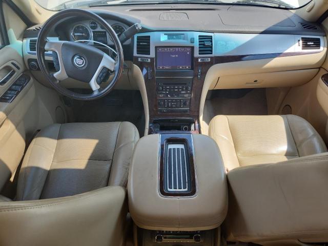 Parquets CADILLAC ESCALADE 2013 Kremowy