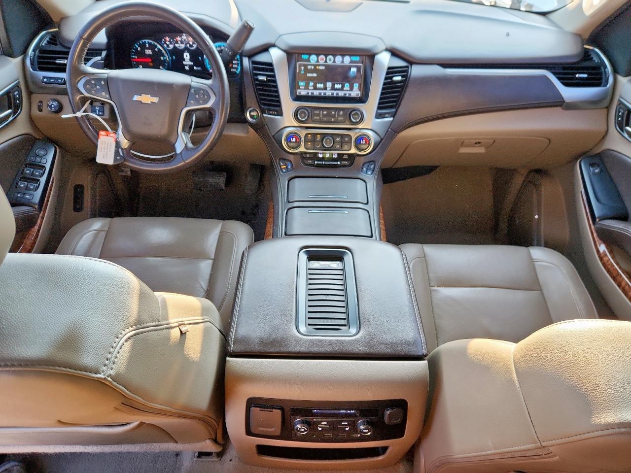 2019 Chevrolet Tahoe C1500 Premier VIN: 1GNSCCKJXKR201742 Lot: 67289355