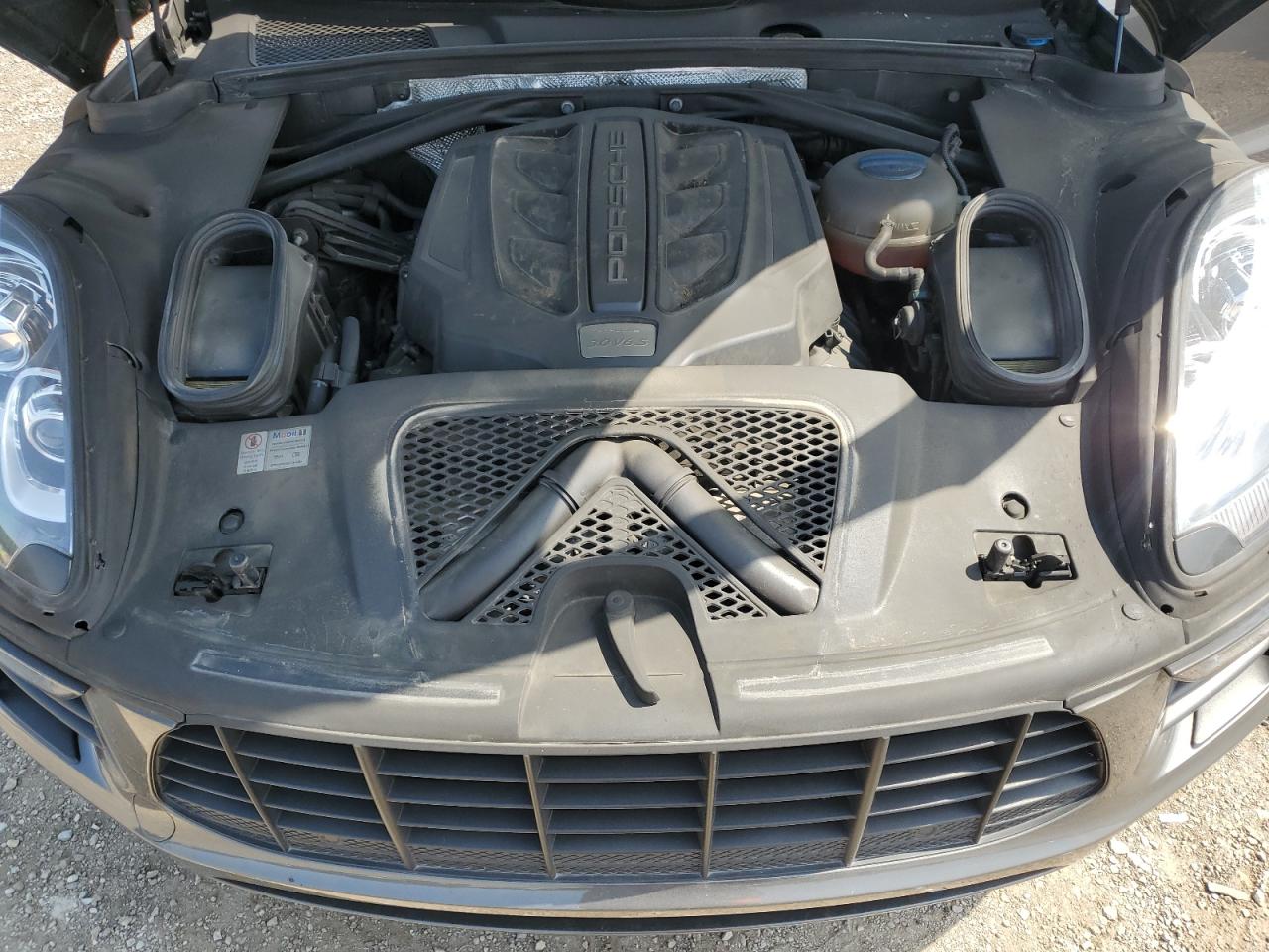 2015 Porsche Macan S VIN: WP1AB2A59FLB43894 Lot: 68826505