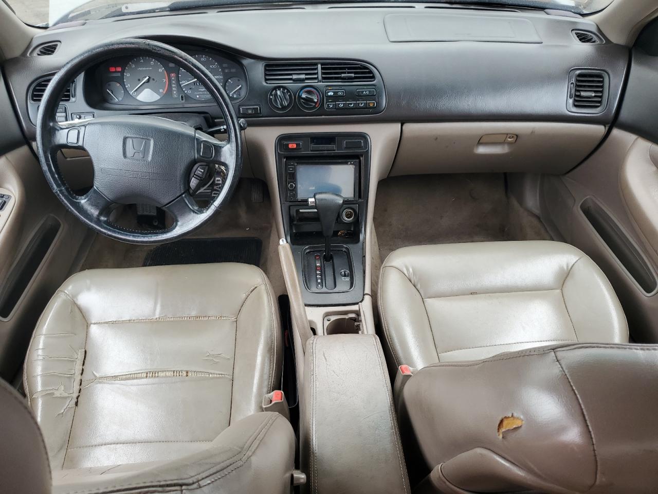 1995 Honda Accord Ex VIN: 1HGCD5663SA135692 Lot: 68287525