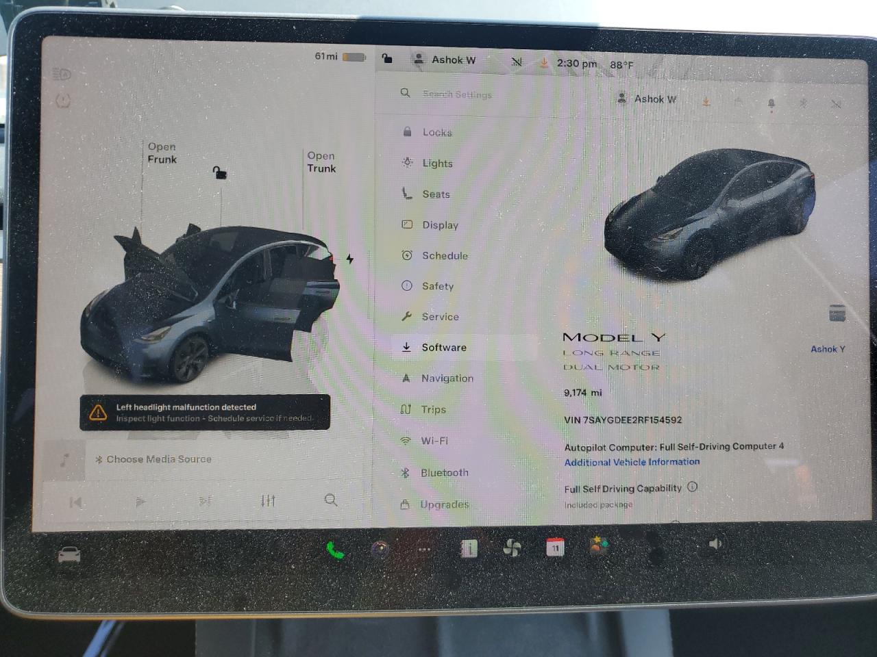 2024 Tesla Model Y VIN: 7SAYGDEE2RF154592 Lot: 68148755