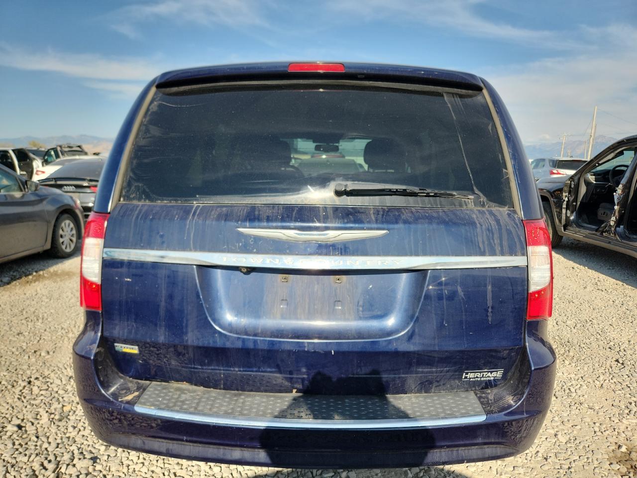 2015 Chrysler Town & Country Touring VIN: 2C4RC1BG3FR589252 Lot: 67850315