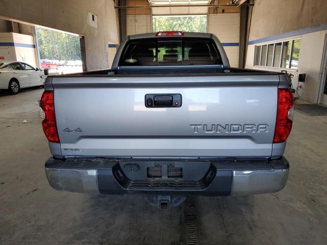  TOYOTA TUNDRA 2014 Srebrny