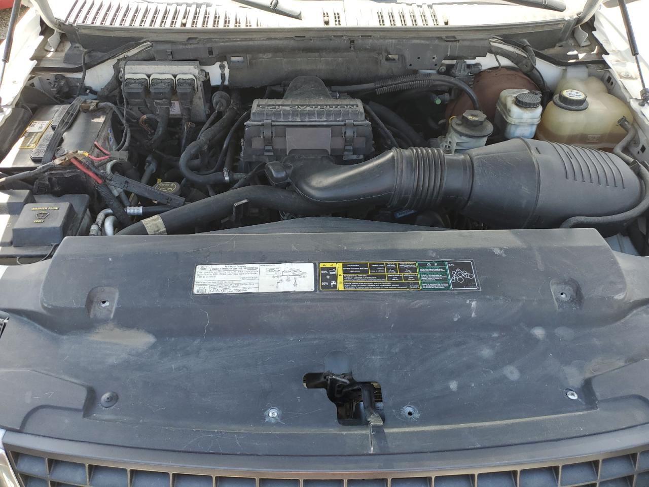 1FMPU16545LA52535 2005 Ford Expedition Xlt