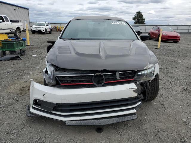  VOLKSWAGEN JETTA 2016 Белы