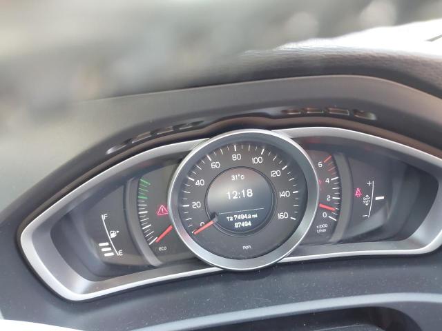 2015 VOLVO V40 D2 SE LUX 5DR