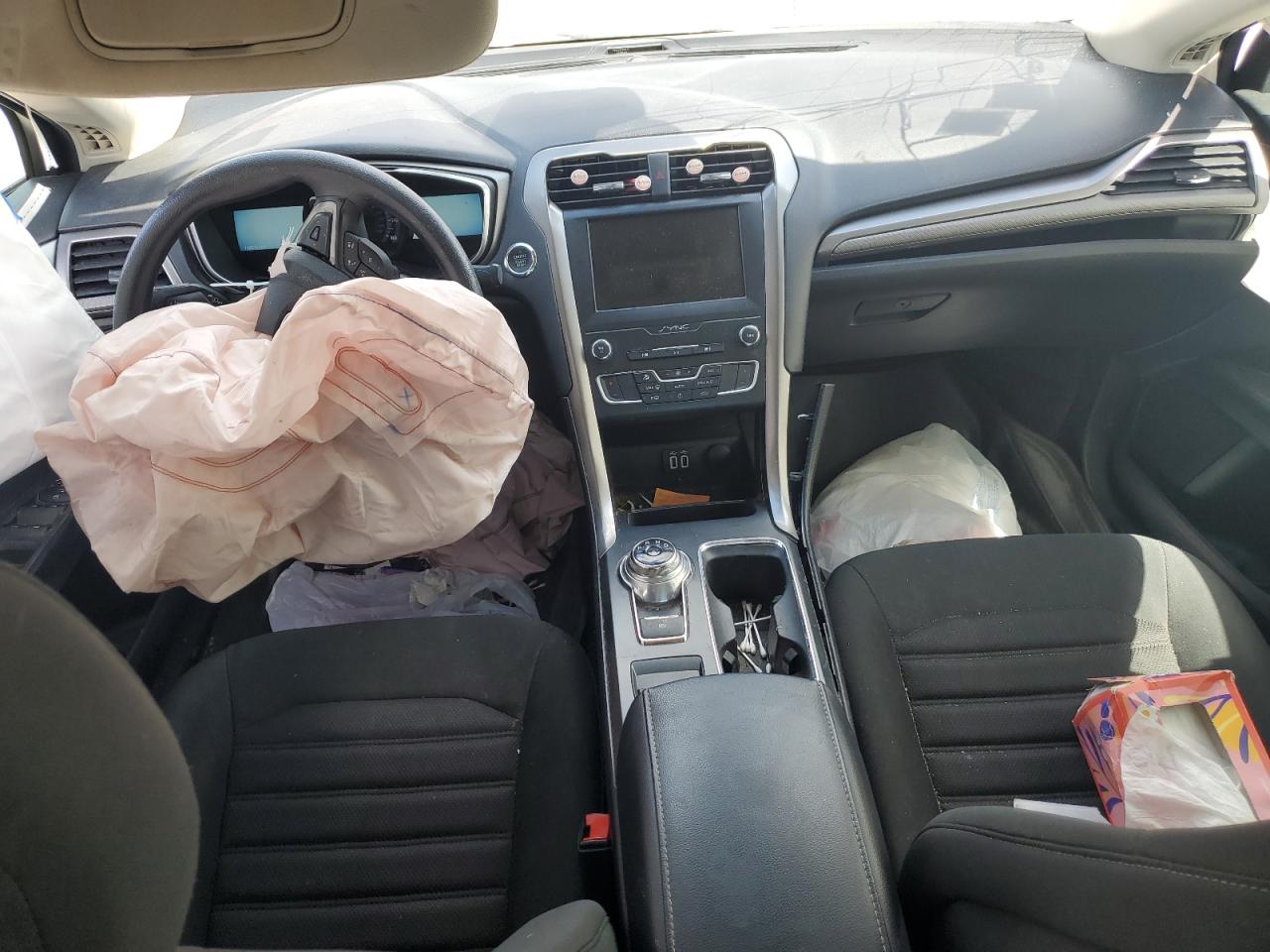 2019 Ford Fusion Se VIN: 3FA6P0HD0KR169473 Lot: 70494895