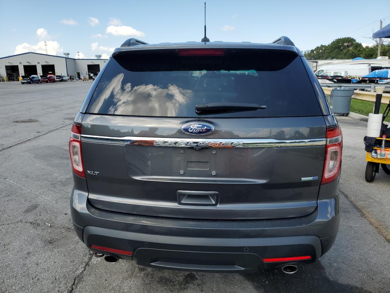 2015 Ford Explorer Xlt VIN: 1FM5K8D8XFGB11018 Lot: 69812495