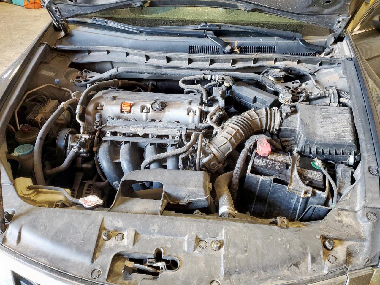 2010 Honda Accord Exl VIN: 1HGCP2F82AA192570 Lot: 68333385