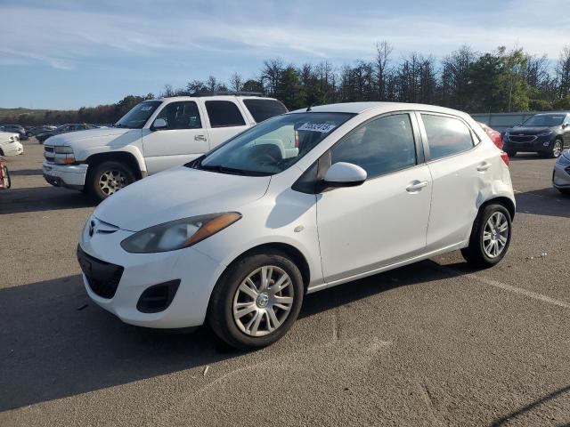  MAZDA 2 2013 Biały