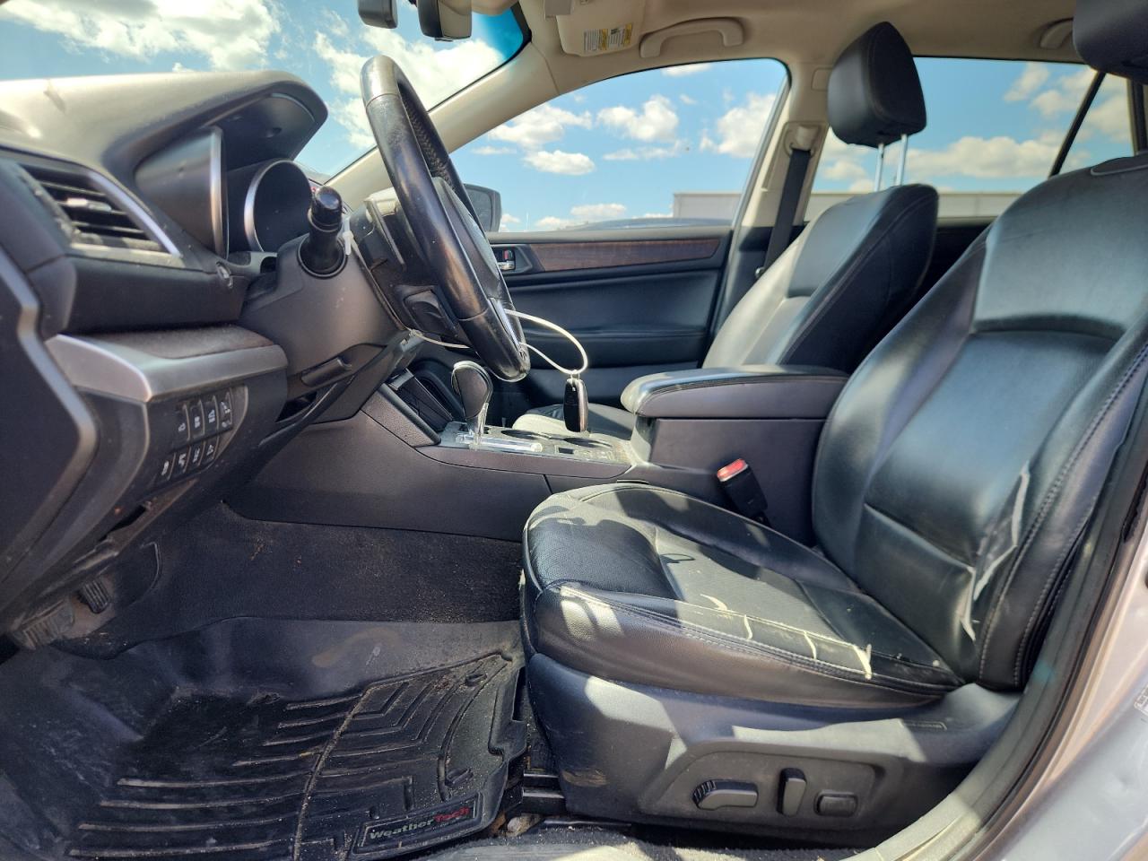 2017 Subaru Outback 3.6R Limited VIN: 4S4BSENCXH3241301 Lot: 70294425