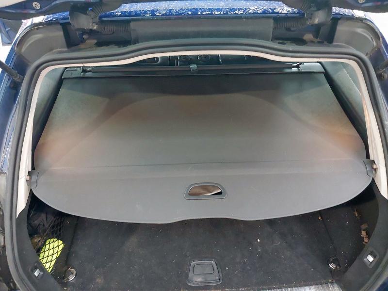 2016 MERCEDES-BENZ C CLASS SE