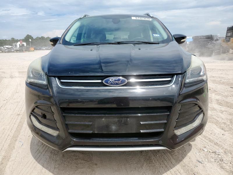  FORD ESCAPE 2016 Черный