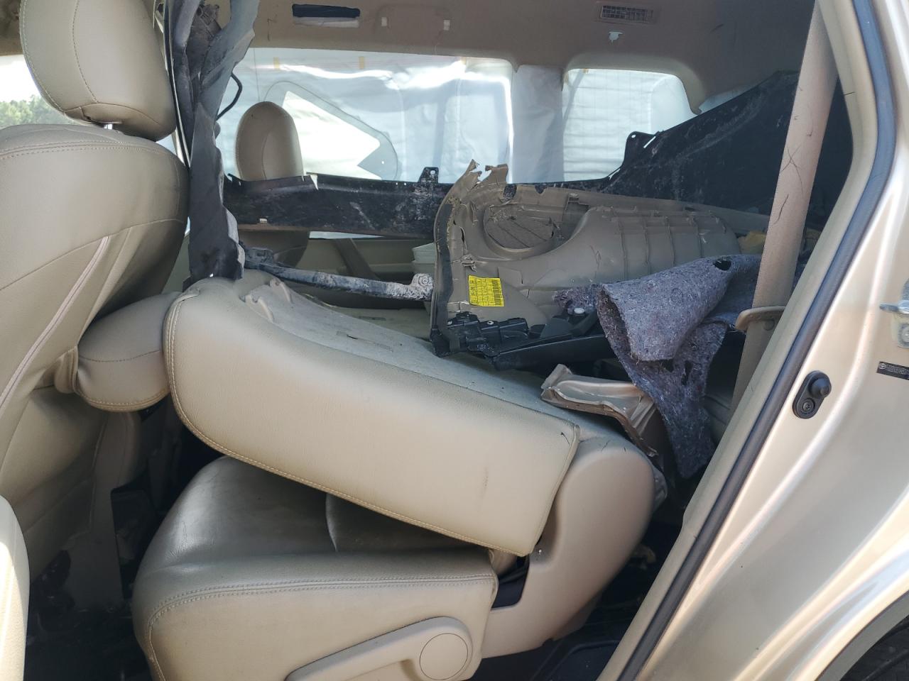 2011 Toyota Highlander Base VIN: 5TDZA3EH4BS010535 Lot: 70126195