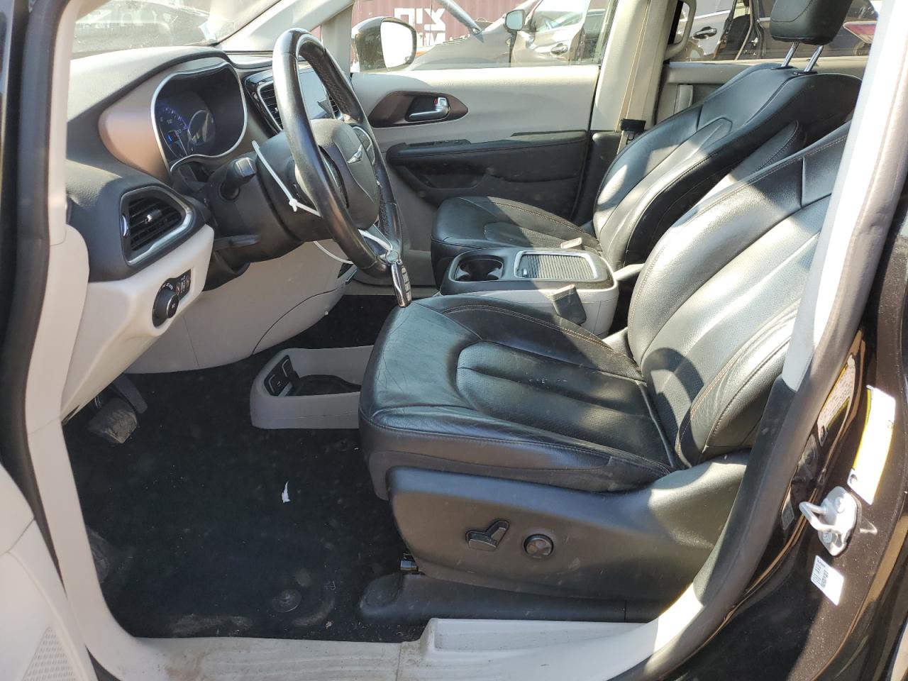 2018 Chrysler Pacifica Touring L Plus VIN: 2C4RC1EG4JR236135 Lot: 68723575