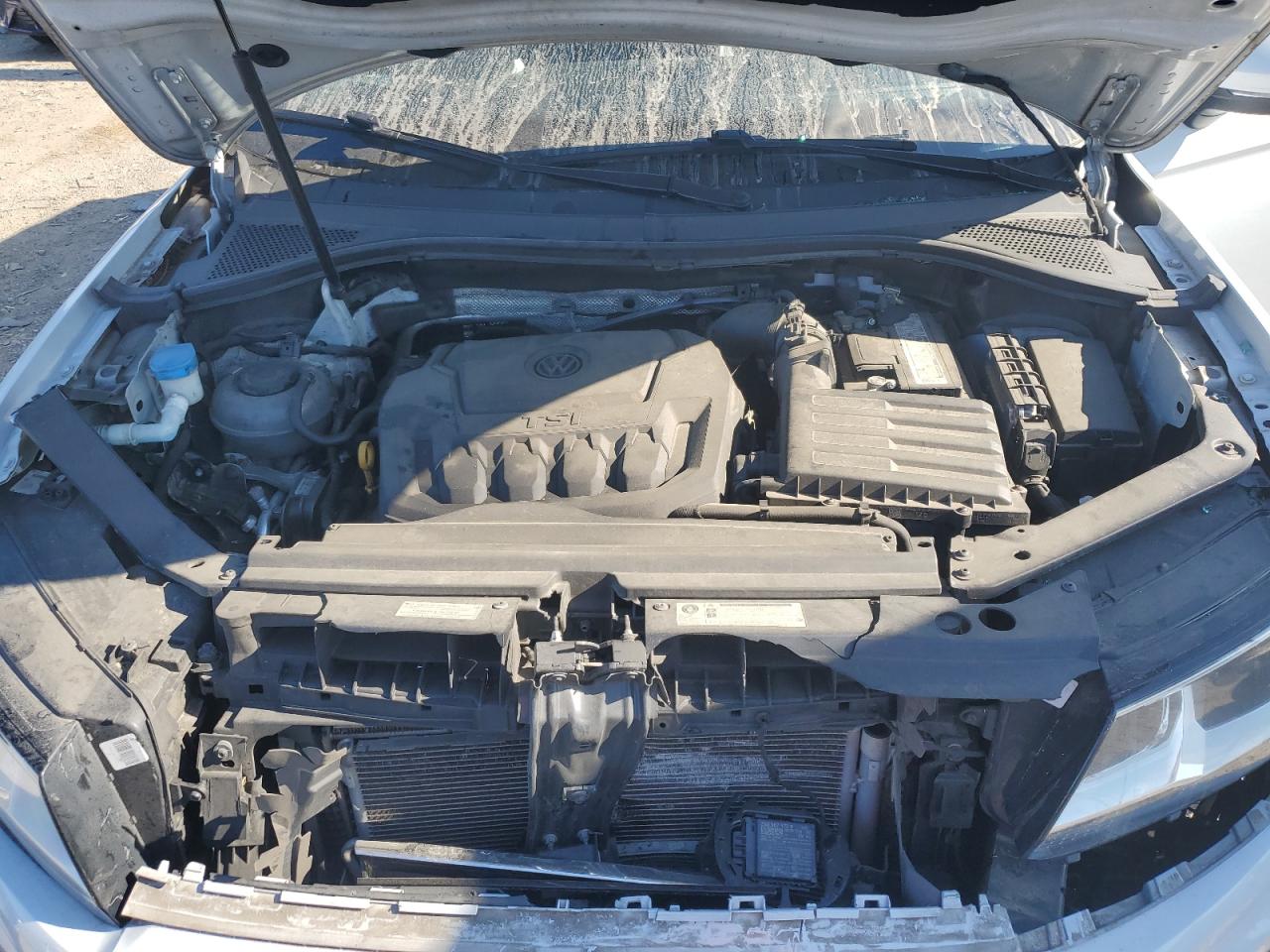 2018 Volkswagen Tiguan Se VIN: 3VV3B7AX8JM073838 Lot: 70138255