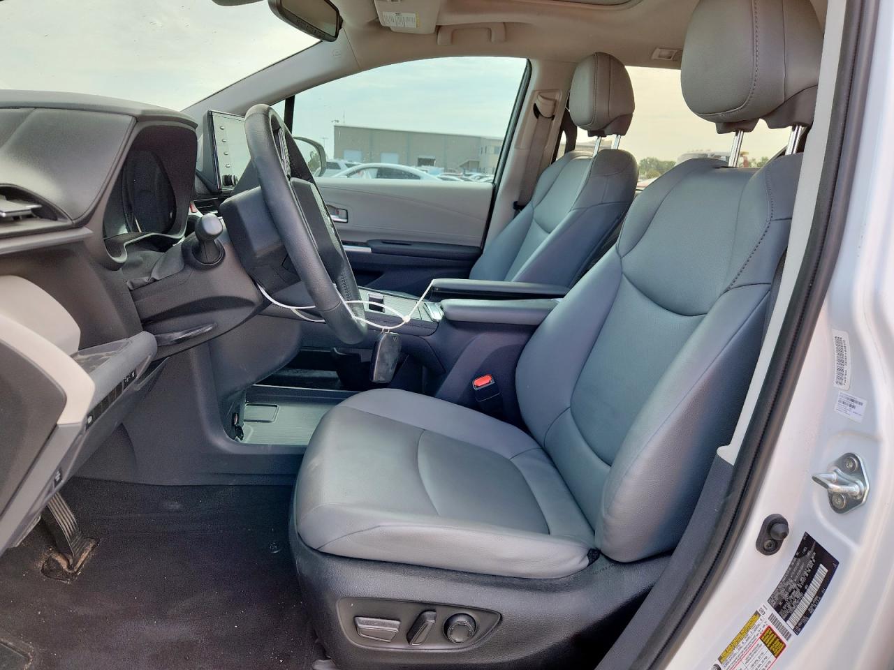2022 Toyota Sienna Xle VIN: 5TDYRKEC7NS117201 Lot: 67134135