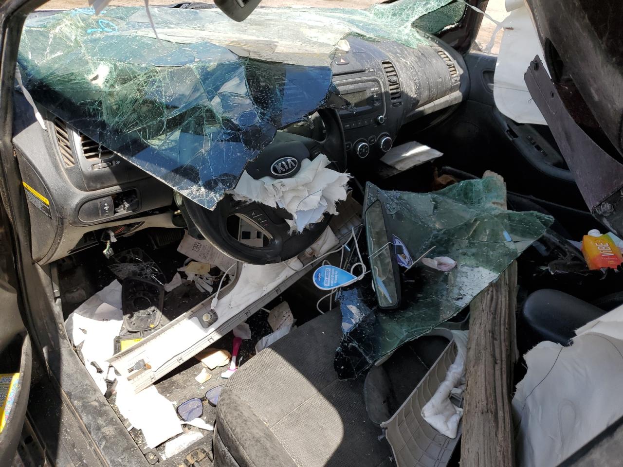 2017 Kia Forte Lx VIN: 3KPFK4A72HE125799 Lot: 70288295