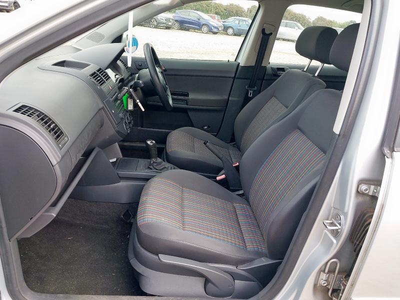 2005 VOLKSWAGEN POLO S