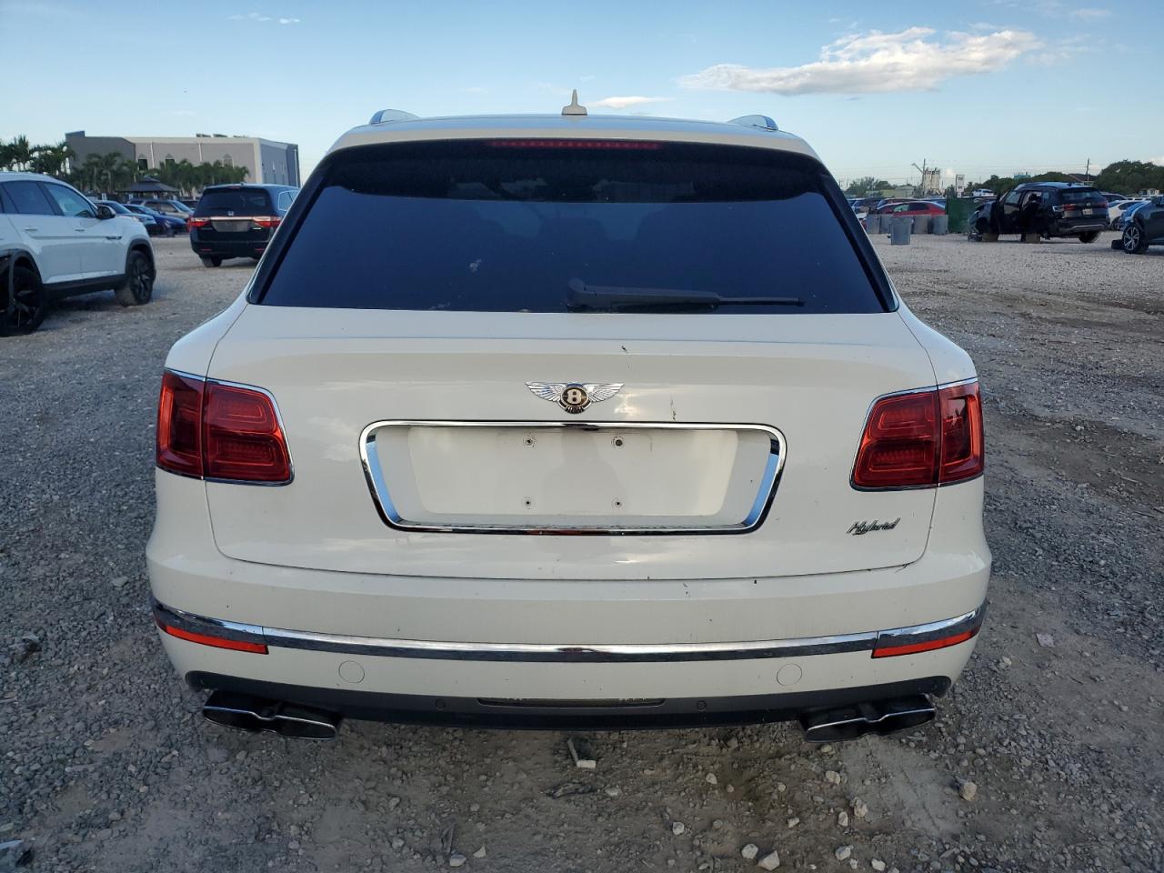 2020 Bentley Bentayga VIN: SJAAJ2ZV4LC027640 Lot: 67953885