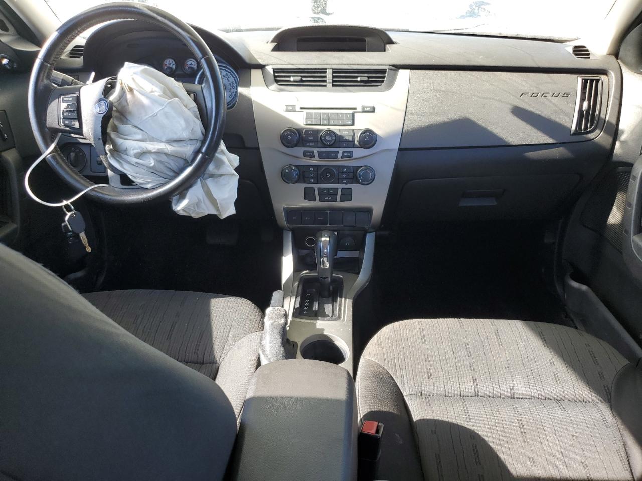 2009 Ford Focus Se VIN: 1FAHP35N99W140746 Lot: 70863105