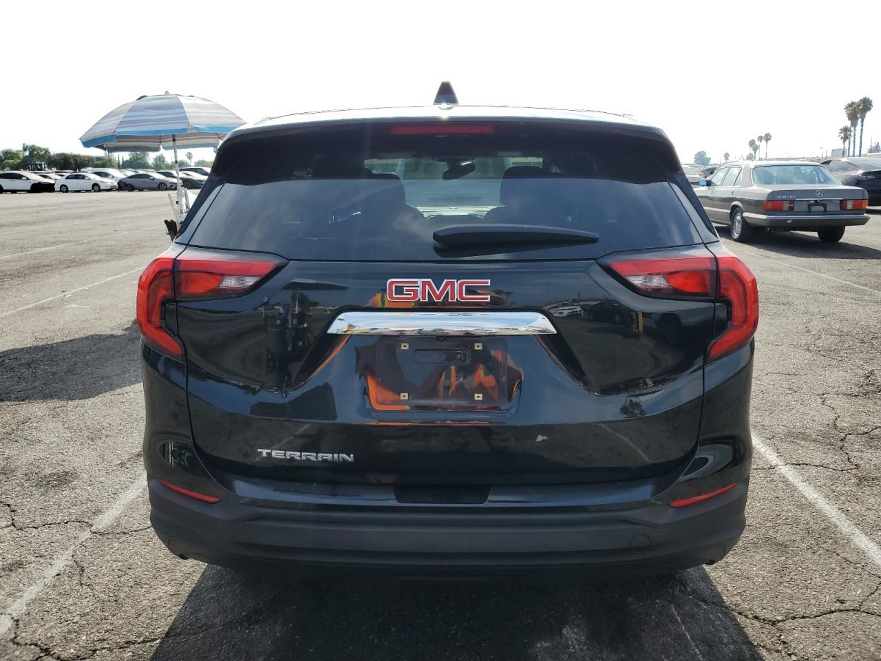 3GKALMEV9JL351926 2018 GMC Terrain Sle