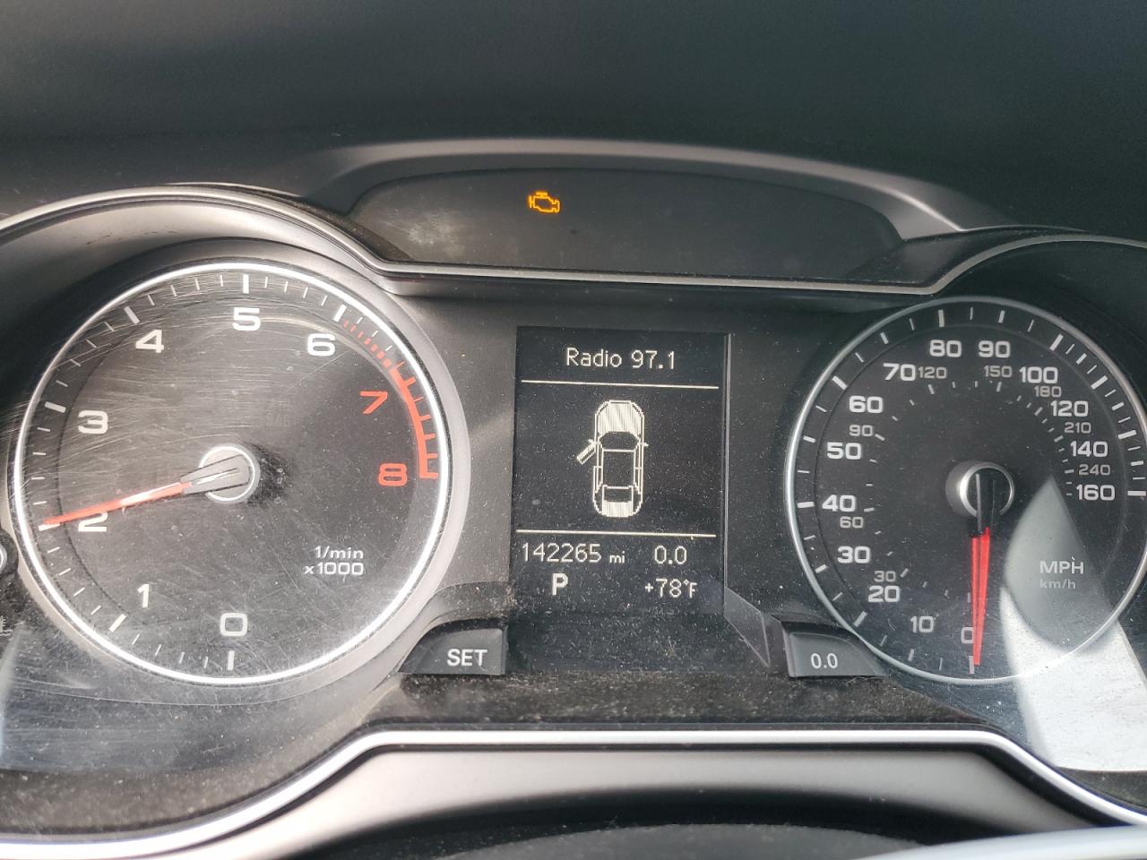2014 Audi A4 Premium VIN: WAUBFAFL9EN019247 Lot: 68397445