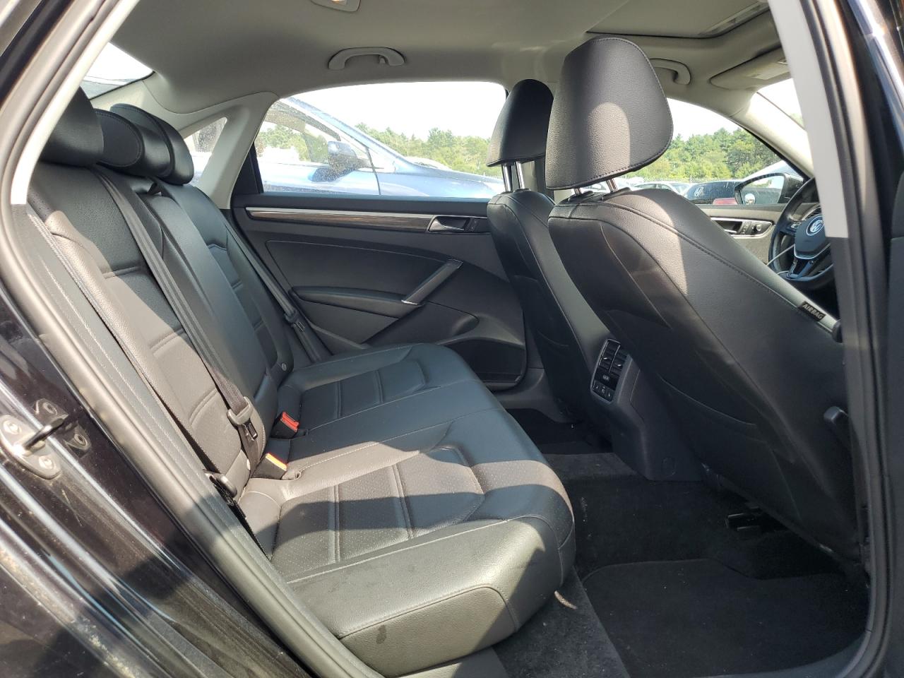 2017 Volkswagen Passat Se VIN: 1VWGT7A35HC061472 Lot: 68166785