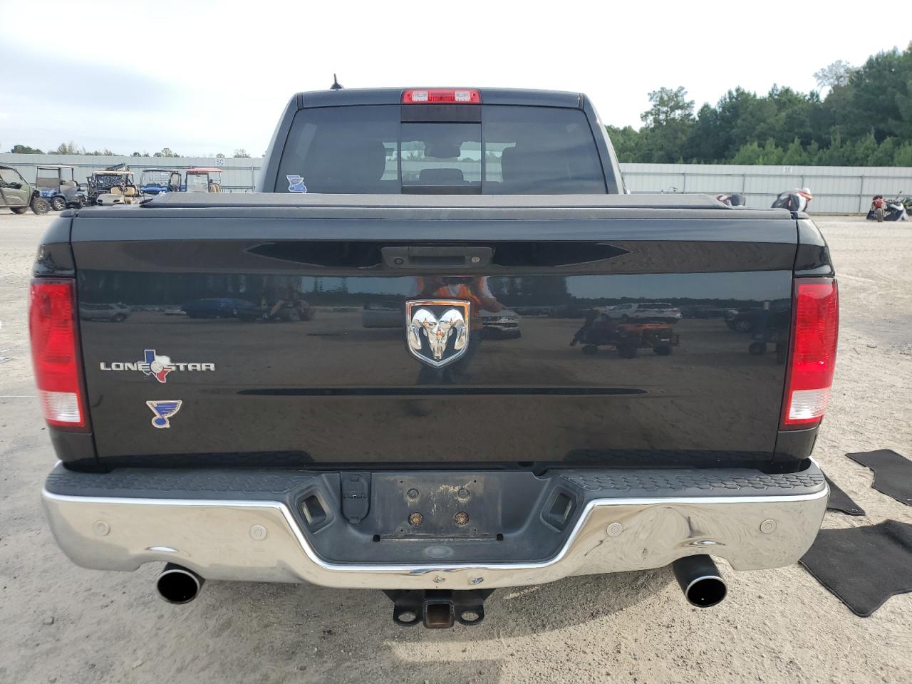 2017 Ram 1500 Slt VIN: 1C6RR6LT1HS616268 Lot: 70627075