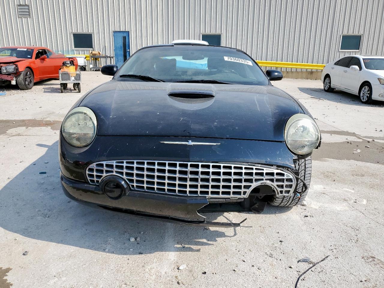 2002 Ford Thunderbird VIN: 1FAHP60A92Y108086 Lot: 70360335