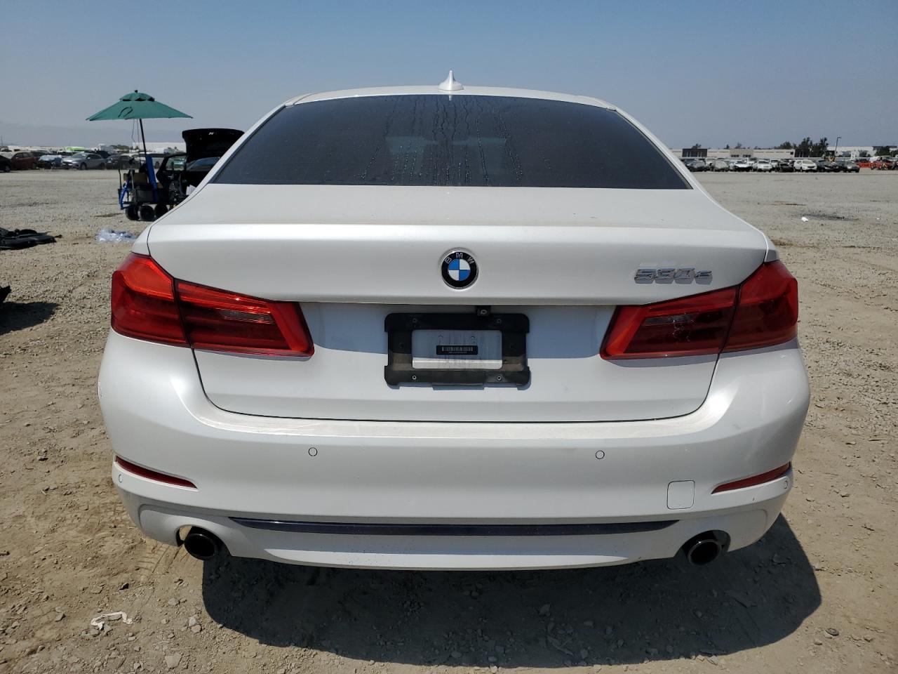 Фото: WBAJA9C59KB254078