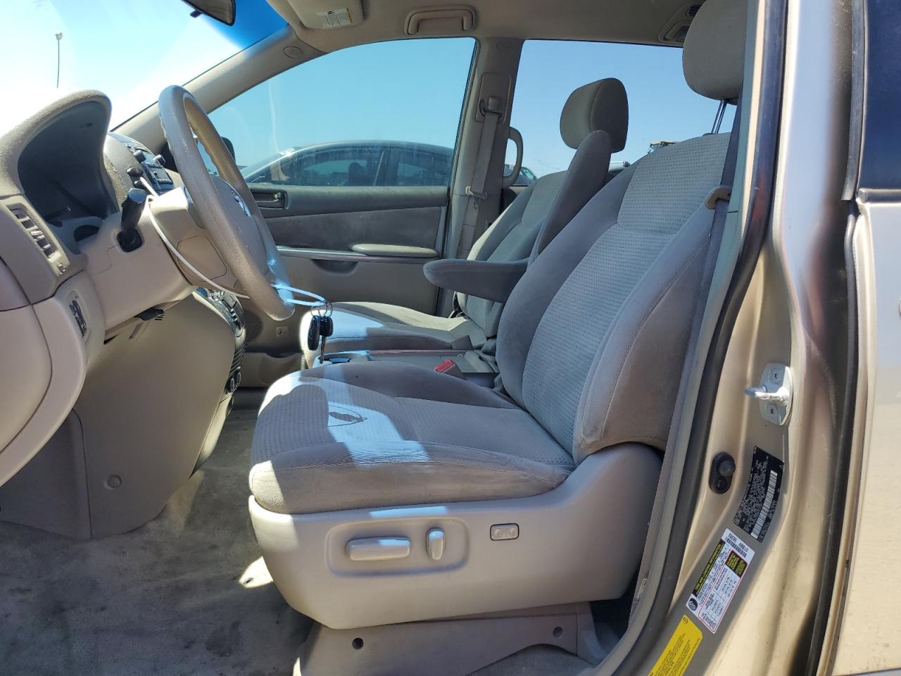 2008 Toyota Sienna Ce VIN: 5TDZK23C68S217340 Lot: 69799175