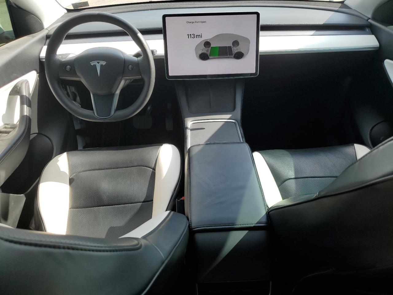 2022 Tesla Model Y VIN: 7SAYGDEE7NF339375 Lot: 68460875