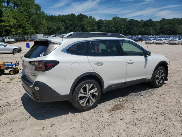  SUBARU OUTBACK 2022 Белы