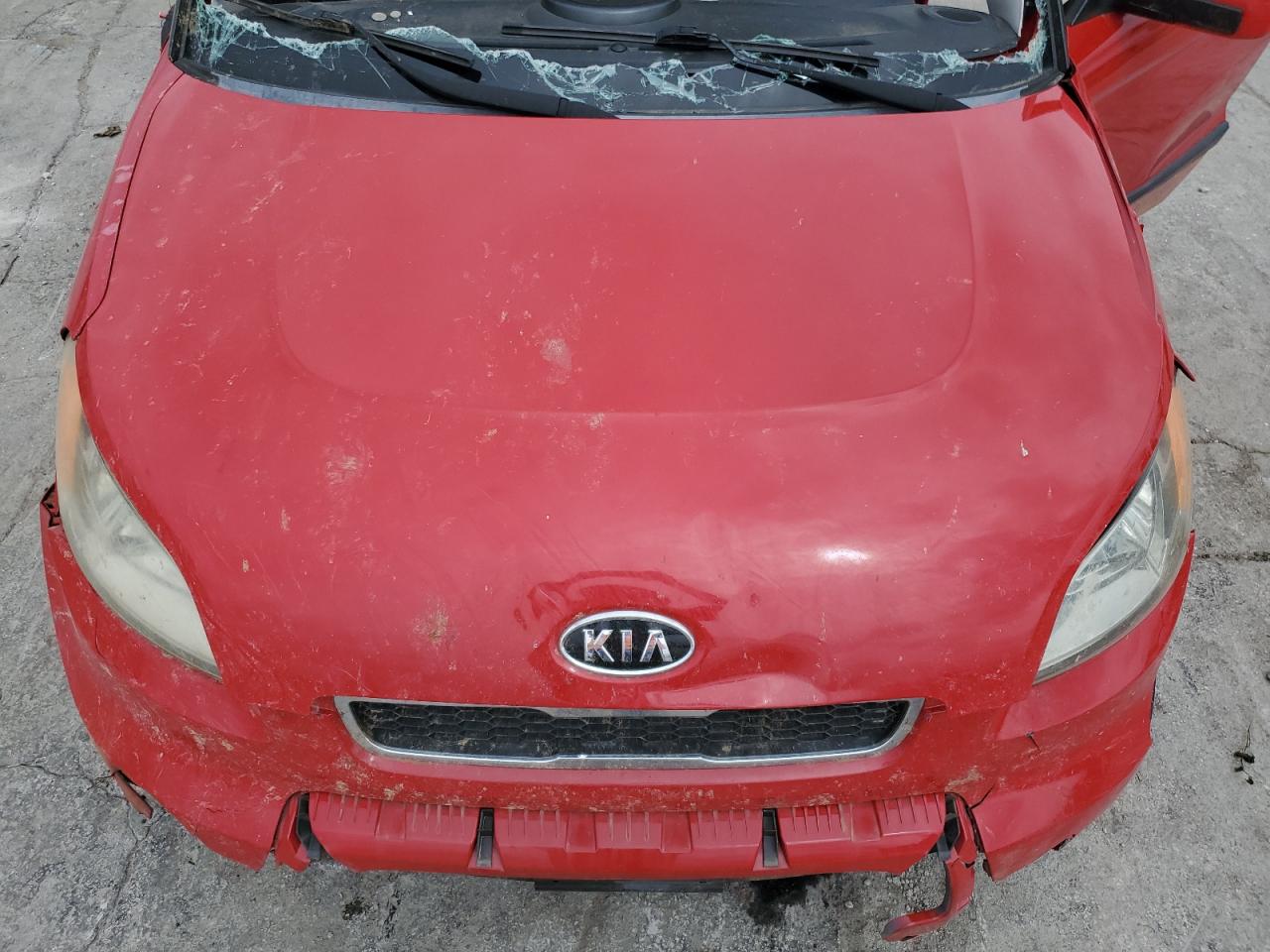 2011 Kia Soul + VIN: KNDJT2A23B7332631 Lot: 70771405