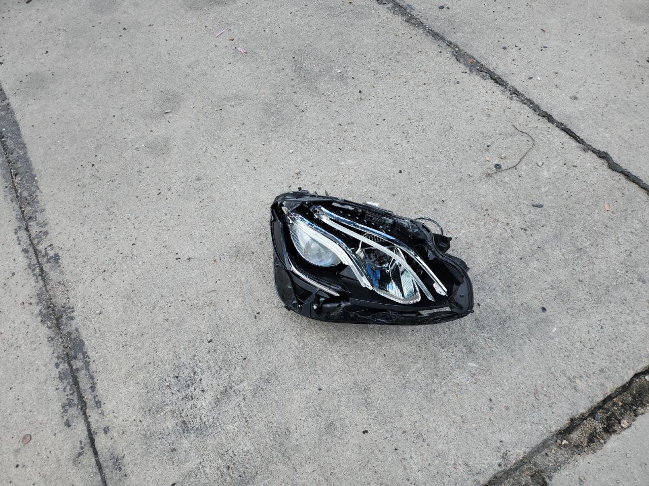 2020 Mercedes-Benz E 350 VIN: WDDZF8DB8LA750881 Lot: 70529945