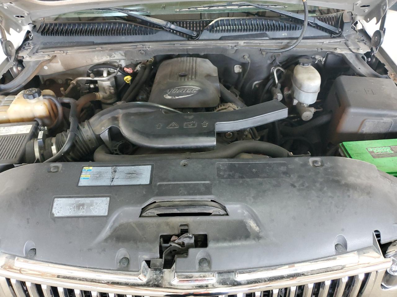 2004 Chevrolet Tahoe K1500 VIN: 1GNEK13V44R279636 Lot: 67116035