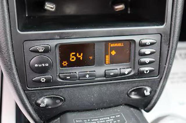 2002 PORSCHE 911 CARRERA 2  