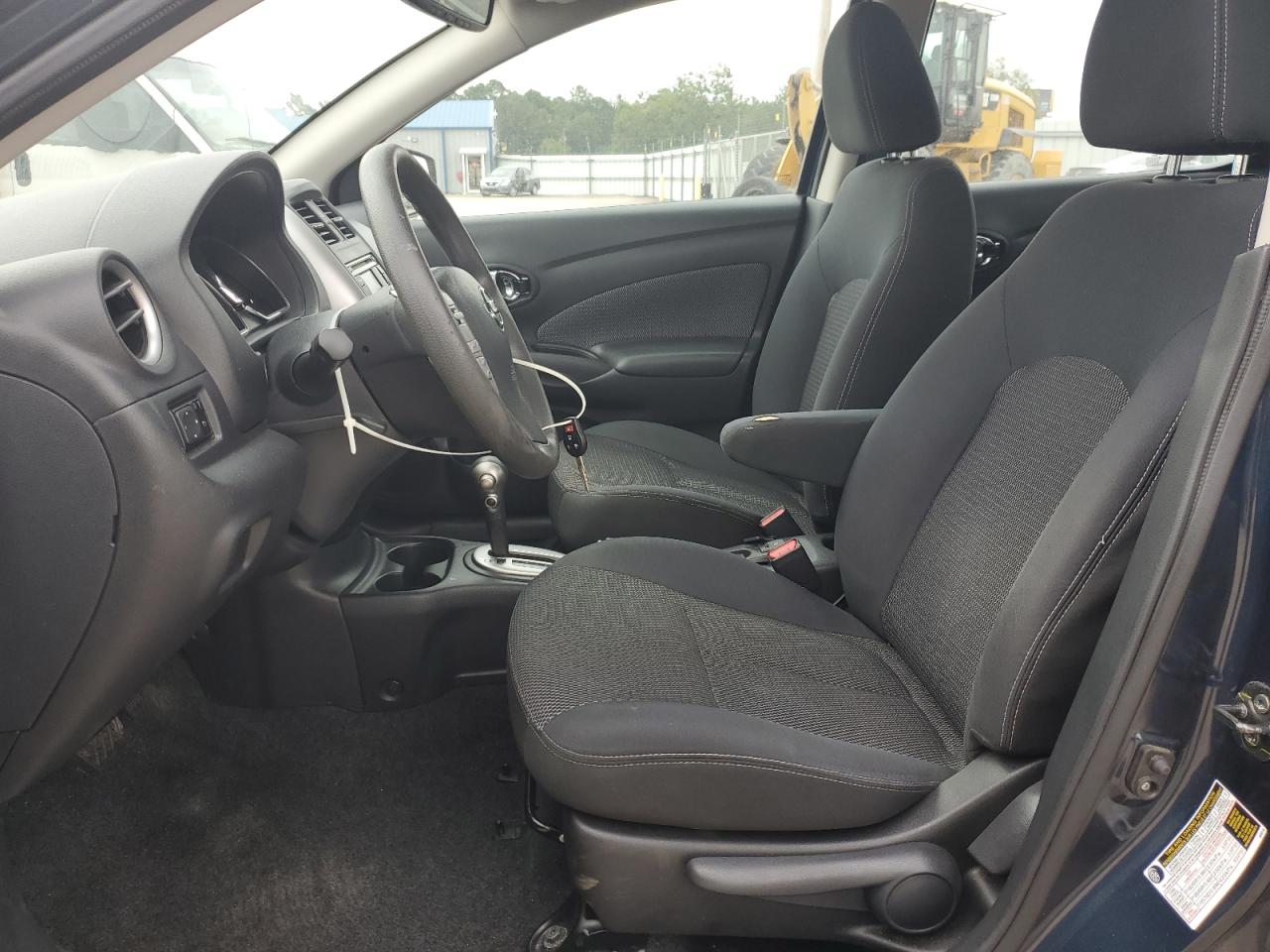 2015 Nissan Versa S VIN: 3N1CN7AP5FL932695 Lot: 70930255