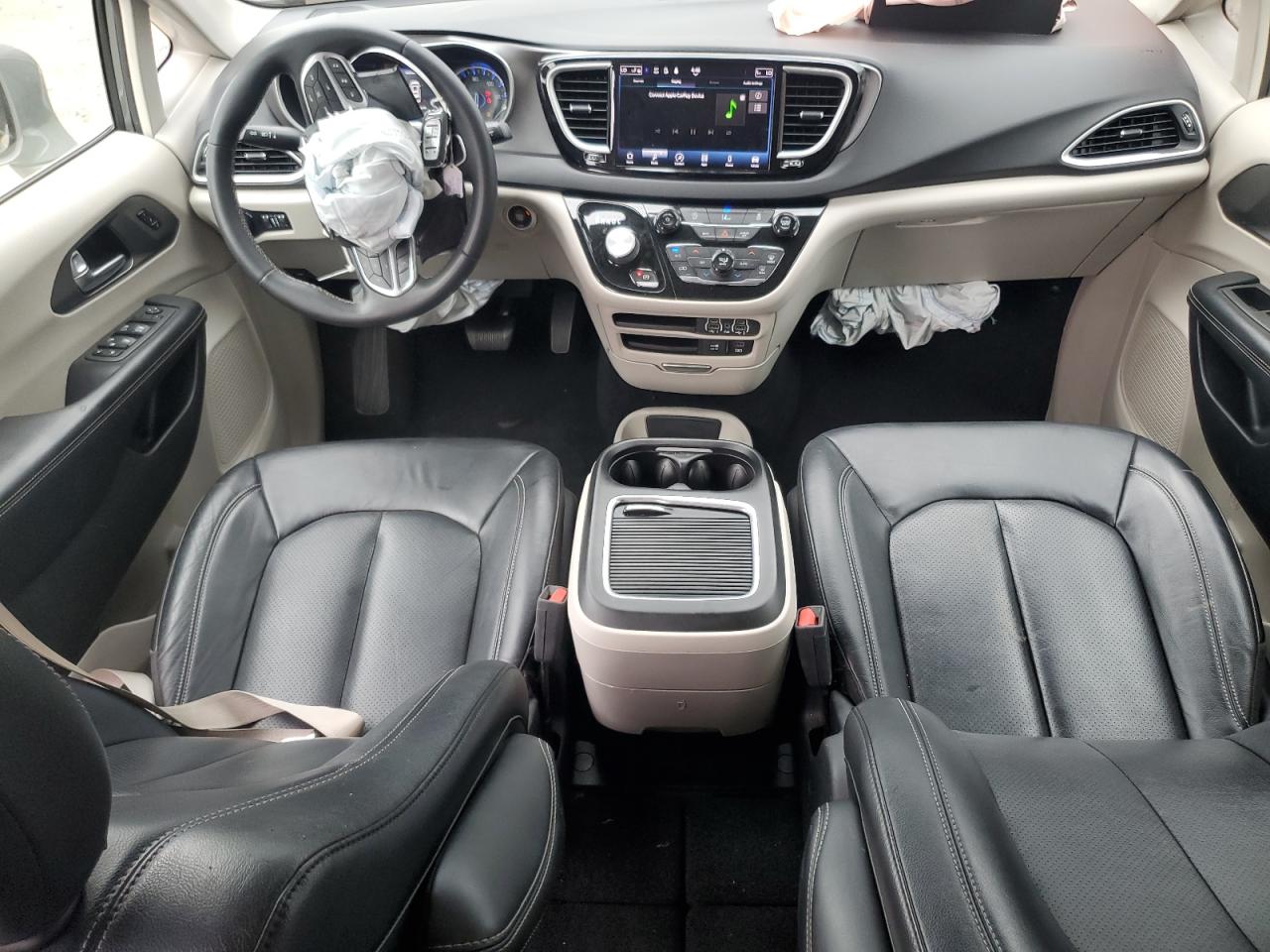 2022 Chrysler Pacifica Touring L VIN: 2C4RC1BG8NR179285 Lot: 68883505